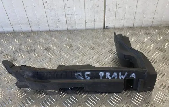 Audi Q5 SQ5 8R Fender foam support/seal 8R0823732A