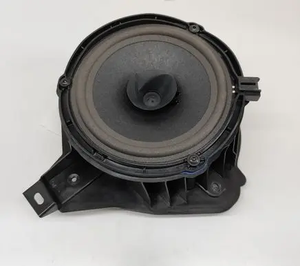 Peugeot 3008 III Rear door speaker 9846560680