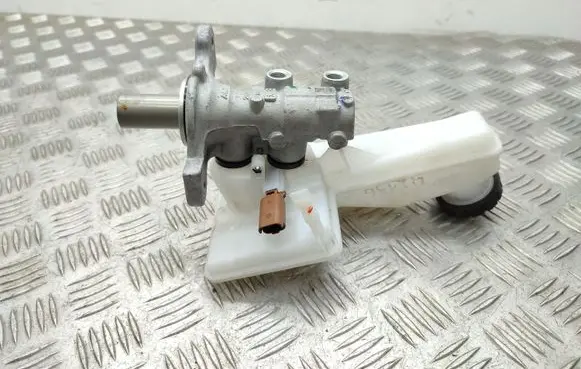 Peugeot 2008 II Brake booster