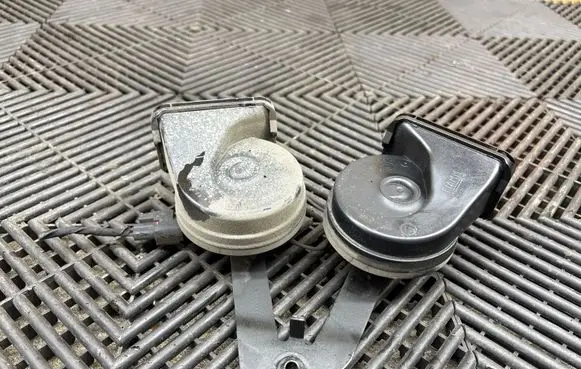 Ram 1500 DT Horn signal 68290864AB