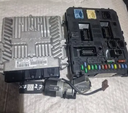 Citroen C5 Engine ECU kit and lock set 9665164380 9663122980 5WS40534DT