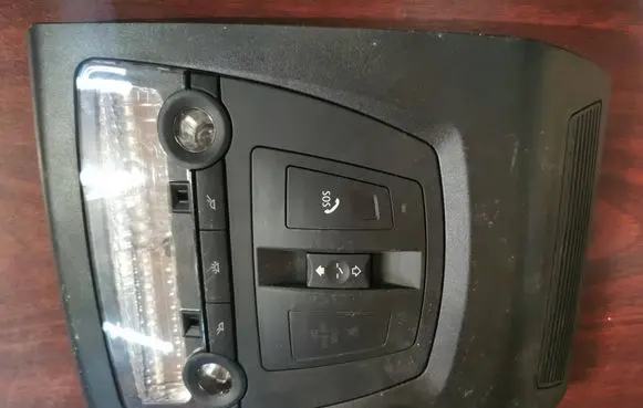 BMW 6 F12 F13 Front seat light 28140555