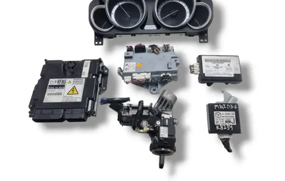 Mazda 6 Engine ECU kit and lock set 275800-8103 RF8G18881D