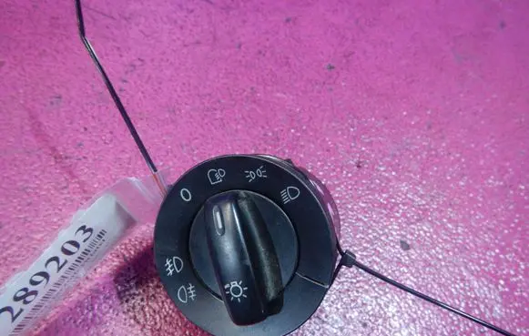 Volkswagen PASSAT B6 Light switch 1K0941431A