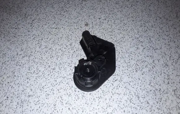 BMW 3 E46 Engine bonnet (hood) release handle 51238226621 8226621