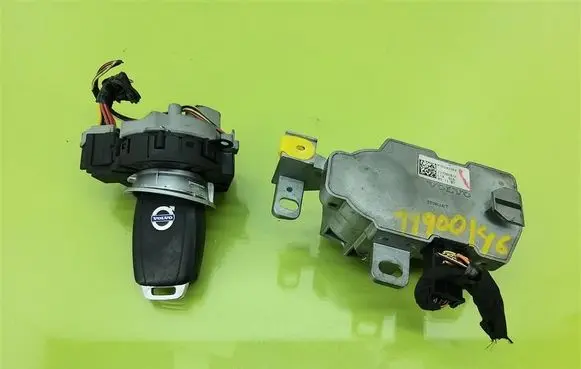 Volvo V50 Ignition lock P31202262
