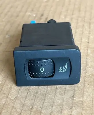 Volkswagen Golf IV Seat heating switch 1J0963564C 9799896 08H097