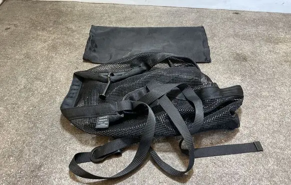 Volvo XC40 Trunk/boot cargo luggage net 32353973 24W04 S51YA