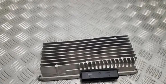 Audi A5 Sportback 8TA Sound amplifier 8R0035223F