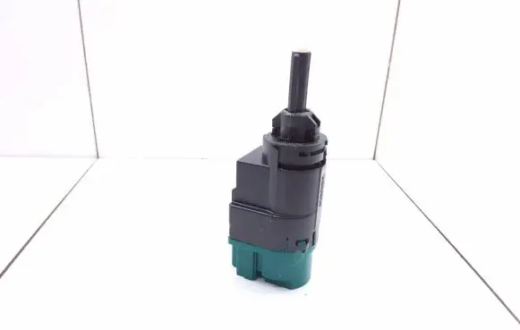 Renault Zoe Brake pedal sensor switch 253203383R