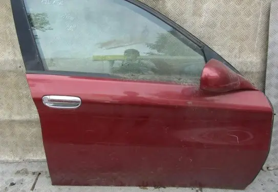Alfa Romeo 166 Front door