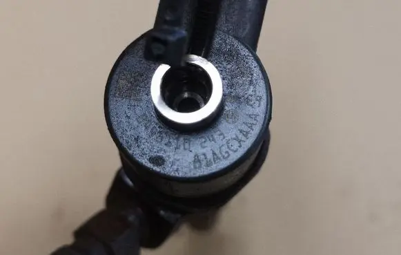Opel Astra H Fuel injector 0445110243