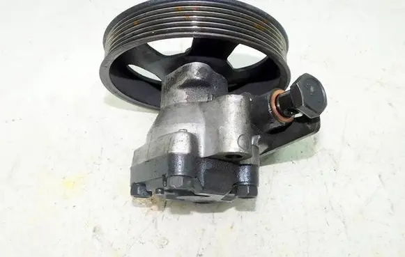 Hyundai Coupe Electric power steering pump 57100-2C200 188716