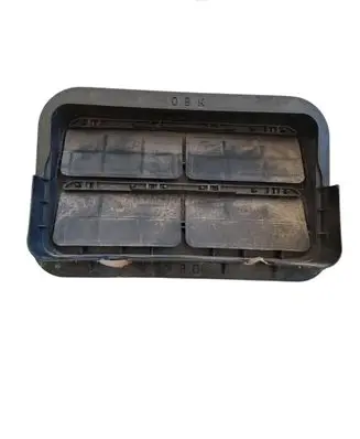 Subaru Impreza III Quarter panel pressure vent 72651AG030 72653AG010
