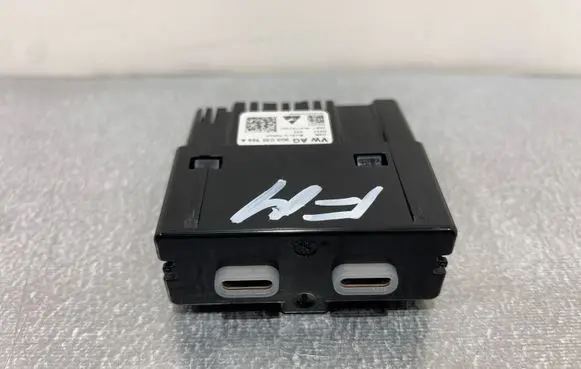 Cupra Formentor USB socket connector 3G5035954A