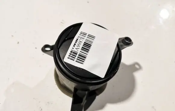 Mazda 2 Dash center air vent grill d65264930