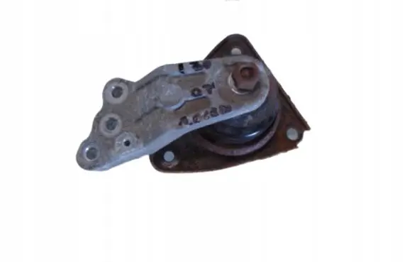 Hyundai i30 Engine mount bracket