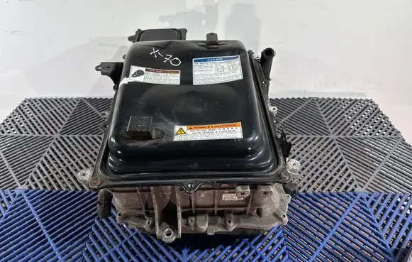 Lexus RX 330 - 350 - 400H Voltage converter inverter G920048031 QC16YM035