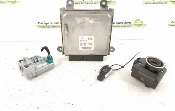 Mercedes-Benz C W204 Engine control unit/module 6519007500 0064461540