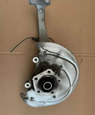 Audi A4 S4 B9 Front wheel hub 8W0407242F 8W0407560 05513919