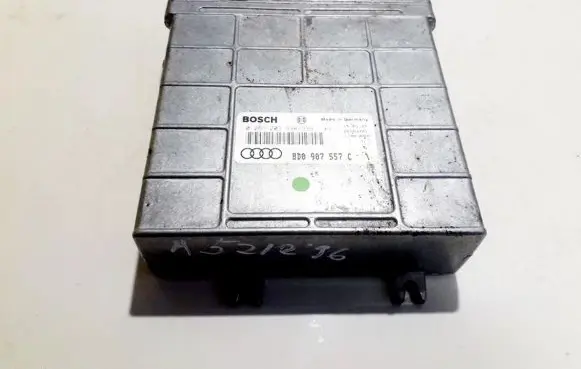 Audi A4 S4 B5 8D Engine control unit/module 8d0907557c 0261203938