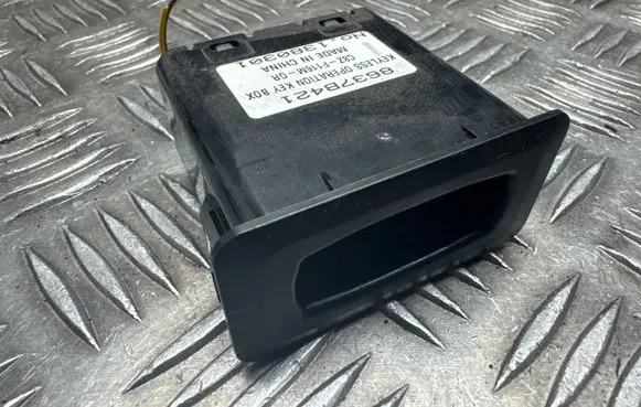 Mitsubishi Outlander Ignition key card reader 8637B421 C8ZF116MGR 1380301