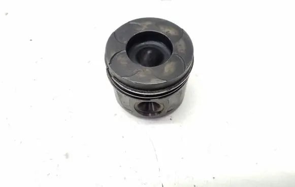 Opel Insignia A Piston 55574804