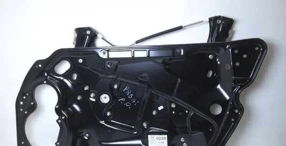 Volkswagen Passat Alltrack Front window lifting mechanism without motor 3AA837756