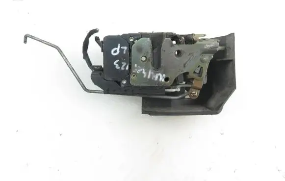 Alfa Romeo 156 Front door lock 18110241
