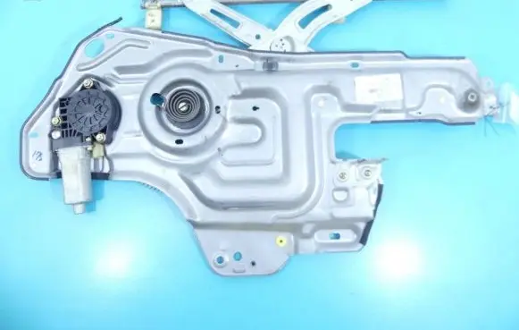 Hyundai Trajet Front door window regulator with motor 82470-3A000 IMPRK1020619
