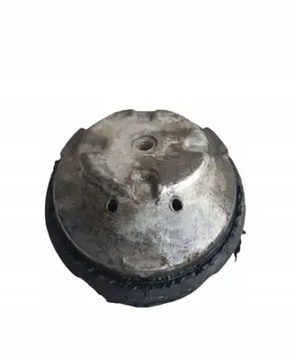 Mercedes-Benz C W203 Engine mount bracket