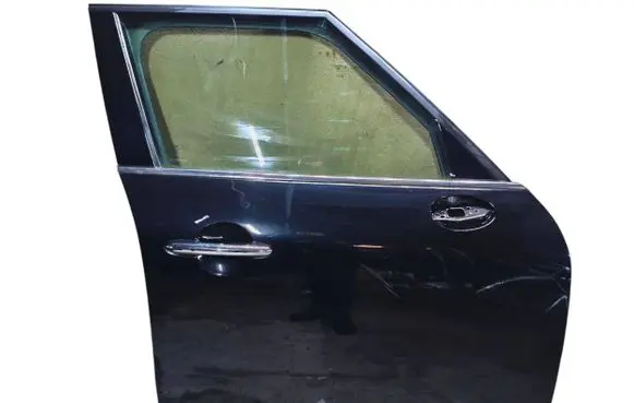 Mini Cooper Countryman F60 Front door