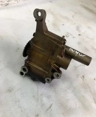 BMW 3 E90 E91 Oil pump 20282dc10