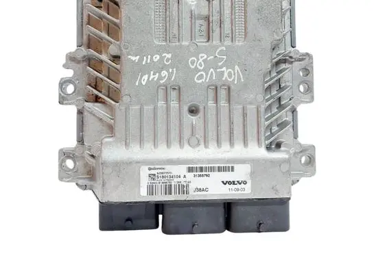 Volvo V70 Engine control unit/module 31355792