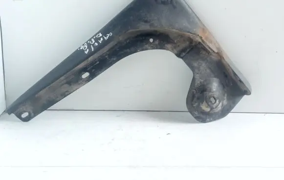Skoda Octavia Mk2 (1Z) Front mudguard 1Z0821820