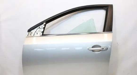 Renault Fluence Front door