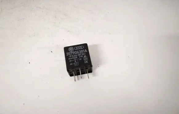 Audi A3 S3 8L Other relay 357906381a