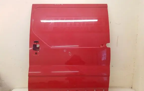 Nissan Primastar Side sliding door 8215300QAE