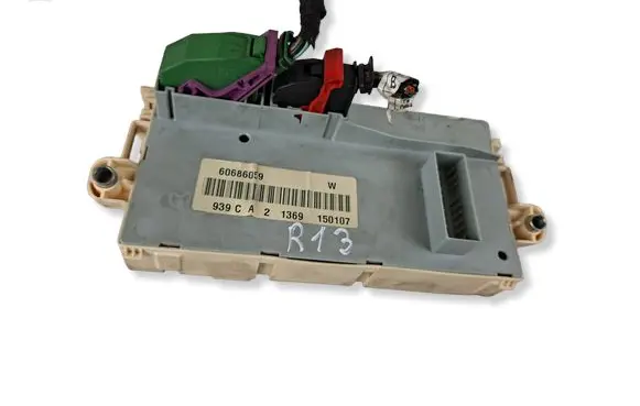 Alfa Romeo 159 Fuse module 60686059