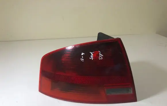 Audi A4 S4 B7 8E 8H Rear/tail lights 8E5945095