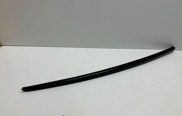Audi RS5 Windshield trim 8W6854328B