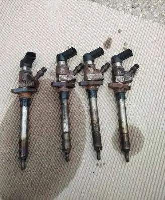 Ford Mondeo MK IV Fuel injectors set 