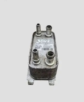 Volvo V40 Engine oil radiator 31319313 Z8502002