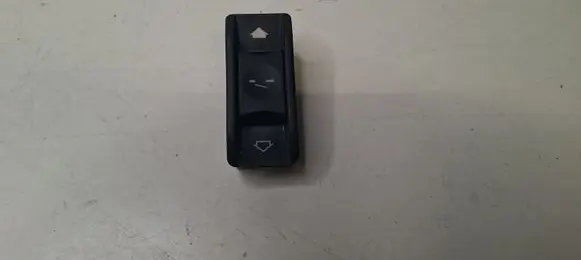 BMW 7 E38 Sunroof switch 8352182 03015000