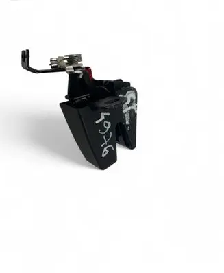 Volkswagen Caddy Rear door lock 7H0827162A
