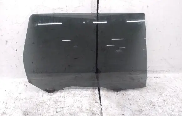 Mitsubishi Outlander Rear door window glass