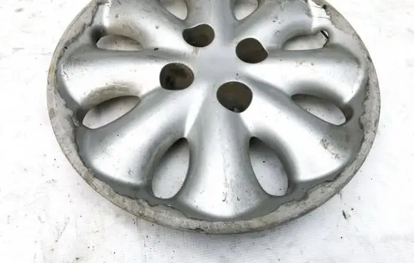 Citroen Xsara R15 wheel hub/cap/trim 9628921680