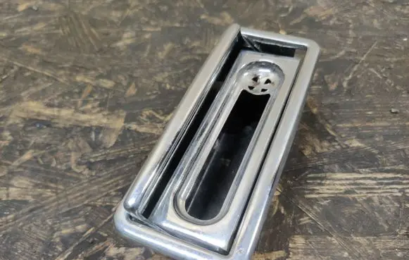 Ashtray (front)