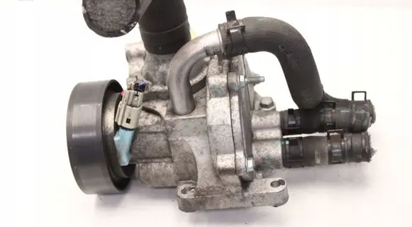Opel Antara Water pump 25189645