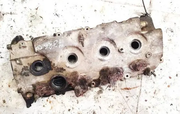 Toyota Avensis T250 Rocker cam cover 
